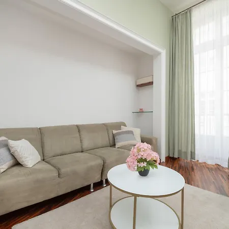 Gustowny Apartament Z 2 Sypialniami W Lodzi By Noclegi Renters Exterior photo