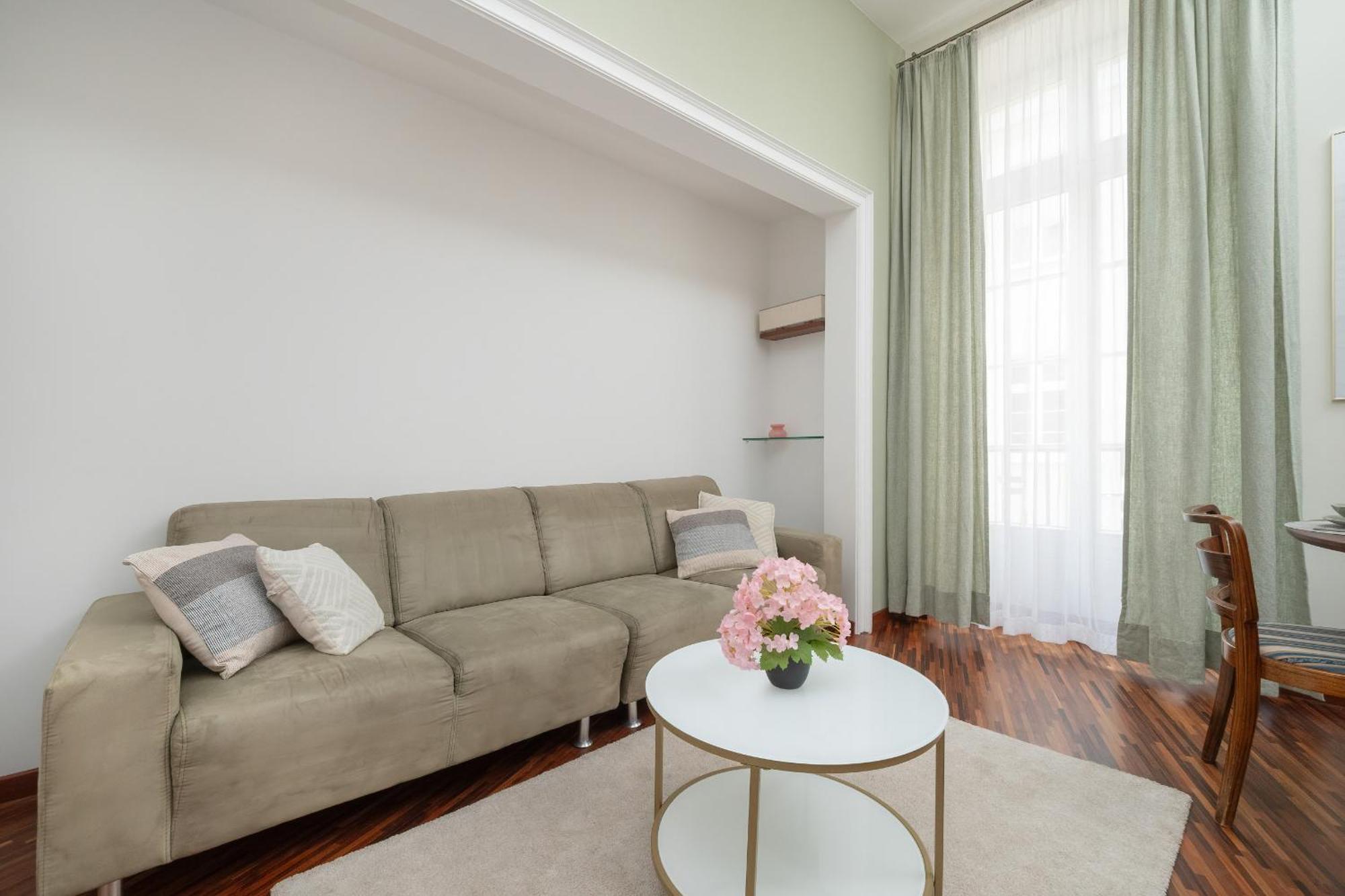 Gustowny Z 2 Sypialniami W Lodzi By Renters Apartment *